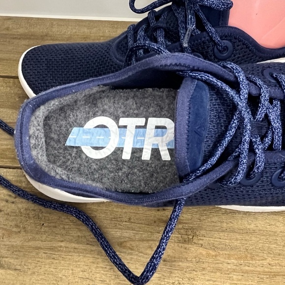 Allbirds Navy Tree Runner - Picture 5 of 7